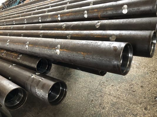 中国 合金鋼の管さん孔器完了は高精度の長さ8 - 12mに用具を使います サプライヤー